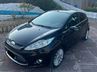 Usata Ford Fiesta Titanium 97 CV (71 kW) 2009 Nero Berlina