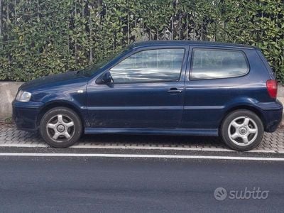 Usata VW Polo 70 CV (51 kW) 2000 Blu Utilitaria
