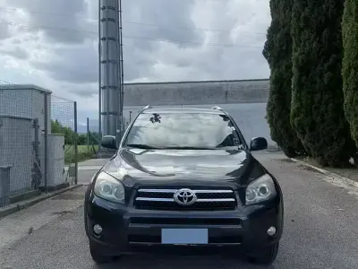 Usata Toyota RAV4 177 CV (130 kW) 2006 Nero SUV