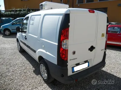 Usata Fiat Doblò Active 103 CV (75 kW) 2009 Bianco Monovolume