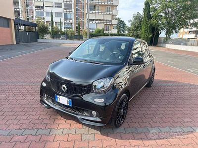 Usata Smart ForFour Superpassion 71 CV (52 kW) 2019 Nero Utilitaria
