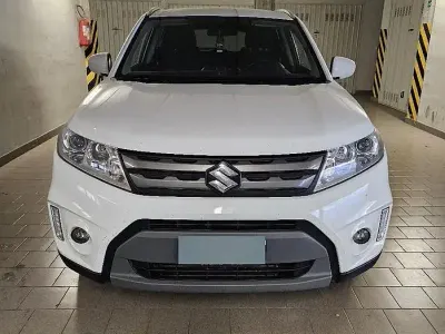 Usata Suzuki Vitara 120 CV (88 kW) 2016 Bianco SUV
