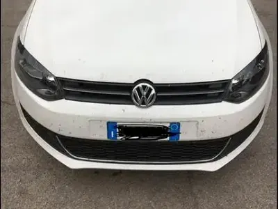 Usata VW Polo 64 CV (47 kW) 2012 Bianco Utilitaria
