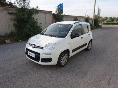 Usata Fiat Panda Lounge 75 CV (55 kW) 2015 Bianco Utilitaria