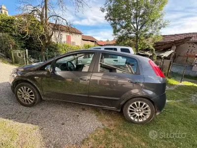 Usata Fiat Punto 65 CV (47 kW) 2009 Nero Utilitaria