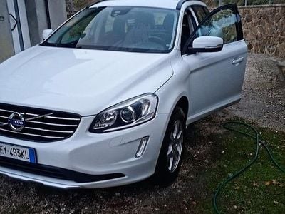 Usata Volvo XC60 2015 Bianco SUV