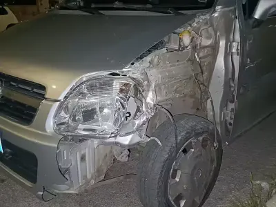 Usata Opel Agila 75 CV (55 kW) 2006 Grigio Monovolume