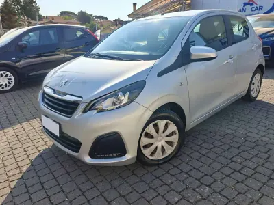 Usata Peugeot 108 Active 72 CV (52 kW) 2019 Argento Utilitaria