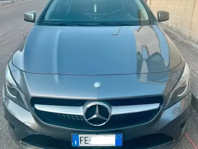 Usata Mercedes CLA200 136 CV (100 kW) 2016 Grigio Berlina