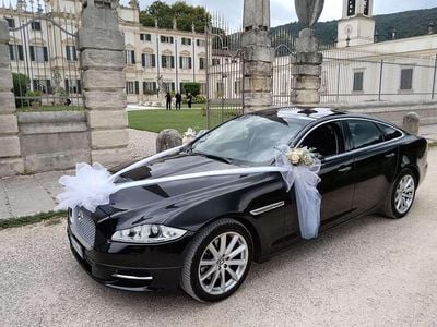 Usata Jaguar XJ Premium Luxury 275 CV (202 kW) 2010 Nero Berlina