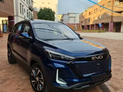Usata EVO Evo 5 92 kW (126 CV) 2023 Blu SUV