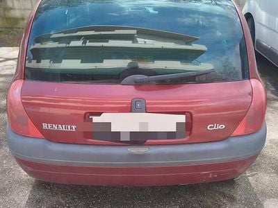 Brugt Renault Clio II 58 HK (42 kW) 1998 Sedan