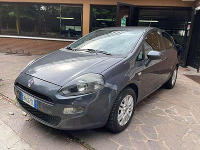 Usata Fiat Punto Lounge 84 CV (61 kW) 2012 Grigio Utilitaria