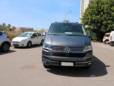 Grigio Usata 2021 VW Multivan Highline Furgone | 46.900 € (Ottimo prezzo)