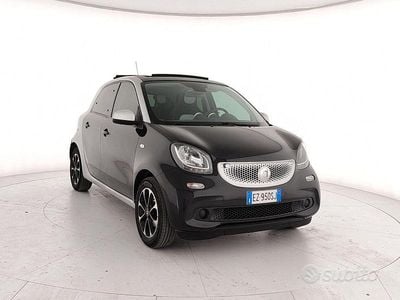 Usata Smart ForFour Passion 70 CV (51 kW) 2015 Nero Utilitaria