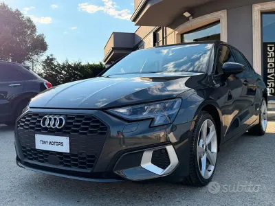 Usata Audi A3 Sport 150 CV (110 kW) 2022 Grigio Berlina