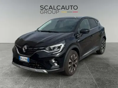 Usata Renault Captur Techno 140 CV (102 kW) 2023 Nero SUV