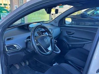 Usata Lancia Ypsilon Gold 80 CV (58 kW) 2014 Utilitaria