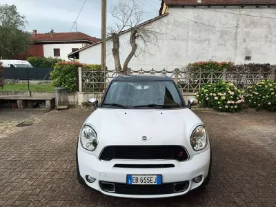 Usata Mini Cooper S Countryman 184 CV (135 kW) 2011 Bianco SUV