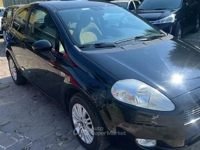 Usado Fiat Grande Punto Emotion 95 HP (69 kW) 2006 Preto Citadino