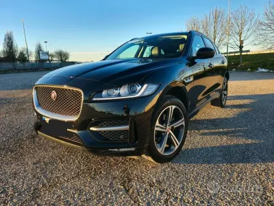 Usata Jaguar F-Pace R-Sport 250 CV (183 kW) 2018 Nero SUV