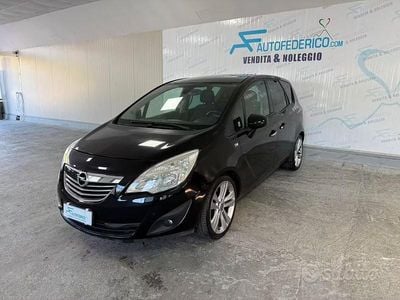 Usata Opel Meriva Cosmo 101 CV (74 kW) 2011 Nero Monovolume