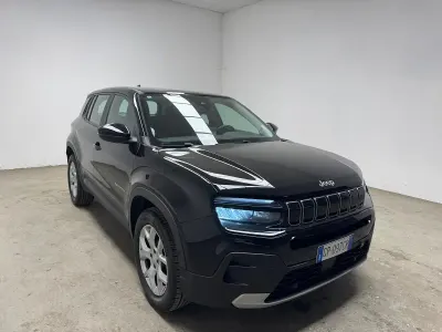 Usata Jeep Avenger Altitude 101 CV (74 kW) 2023 Nero SUV