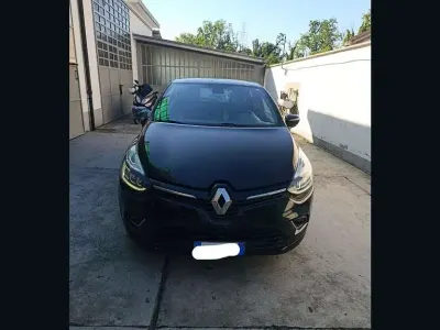 Usata Renault Clio V Intens 90 CV (66 kW) 2020 Berlina