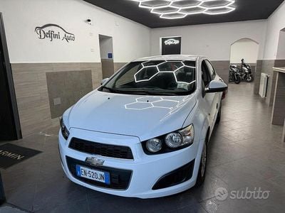 Usata Chevrolet Aveo LT 75 CV (55 kW) 2012 Bianco Berlina