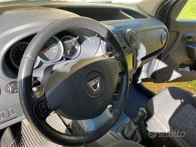 Usata Dacia Dokker Lauréate 90 CV (66 kW) 2015 Monovolume