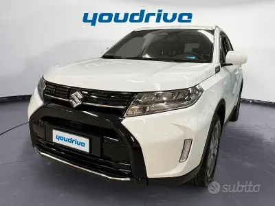Usata Suzuki Vitara Cool 129 CV (94 kW) 2024 Bianco SUV
