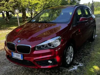 Usata BMW 218 Active Tourer Advantage 150 CV (110 kW) 2016 Rosso Monovolume