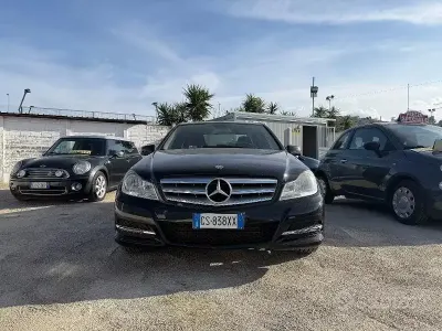 Usata Mercedes C180 120 CV (88 kW) 2013 Nero Berlina