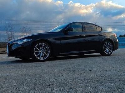 Usata Alfa Romeo Giulia 150 CV (110 kW) 2018 Nero Berlina