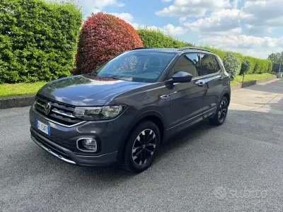Occasion VW T-Cross R-line 110 ch (80 kW) 2022 Gris SUV