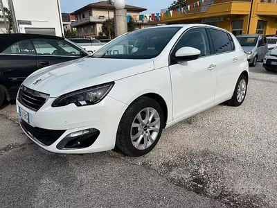 Usata Peugeot 308 Allure 120 CV (88 kW) 2015 Bianco Berlina