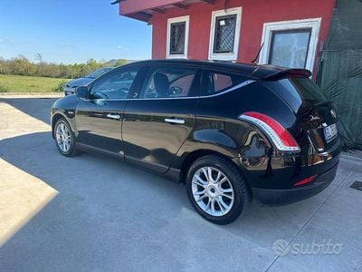 Usata Lancia Delta 150 CV (110 kW) 2010 Nero Utilitaria