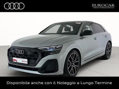 Usata Audi Q8 S-Line 286 CV (210 kW) 2025 Grigio satellite metallizzato SUV