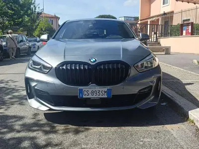 Occasion BMW 118 M Sport 136 ch (100 kW) 2024 Gris Citadine