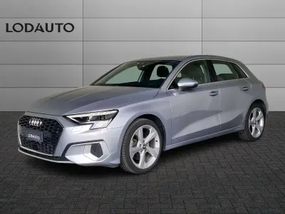 Usata Audi A3 Advanced 150 CV (110 kW) 2021 Argento Berlina