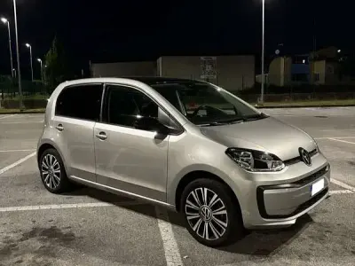 Usata VW up! Sportline 65 CV (47 kW) 2022 Grigio Utilitaria