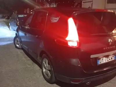 Usata Renault Scenic E-Tech 130 CV (95 kW) 1983 Berlina