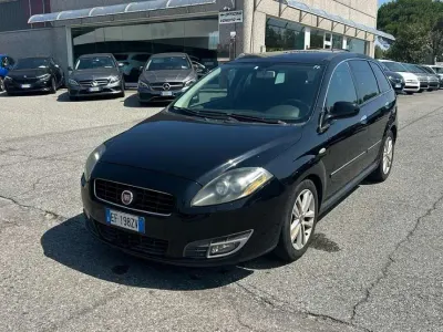 Usata Fiat Croma Dynamic 150 CV (110 kW) 2011 Nero Station wagon