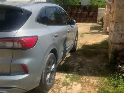 Usata Ford Kuga ST-Line 120 CV (88 kW) 2022 Grigio SUV