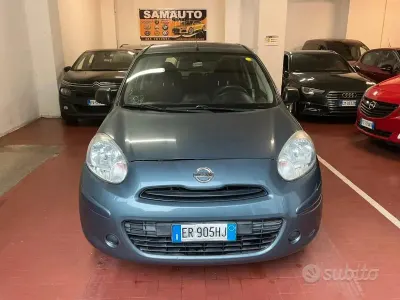 Gebraucht Nissan Micra Tekna 80 PS (58 kW) 2013 Grau Kleinwagen