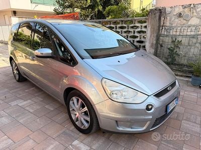 Usata Ford S-MAX S 140 CV (102 kW) 2008 Grigio Monovolume