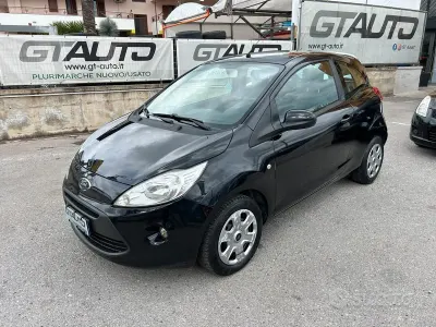 Begagnad Ford Ka 67 HK (49 kW) 2016 Svart Sedan