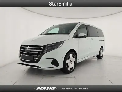 Nuova Mercedes V300 Exclusive 237 CV (174 kW) 2026 Bianco Monovolume