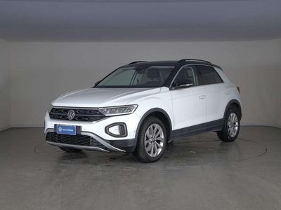 Usata VW T-Roc Life 150 CV (110 kW) 2022 Pure white SUV