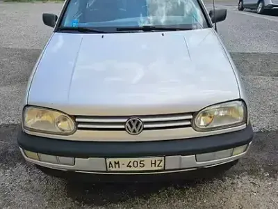 Usata VW Golf Cabriolet 101 CV (74 kW) 1996 Grigio Cabrio
